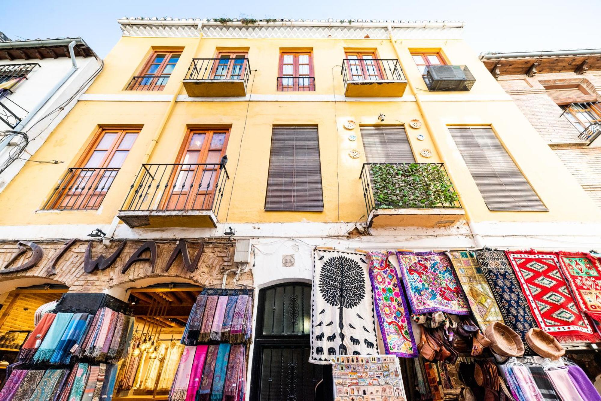 Apartamento Las Mil Y Una Noches Granada Esterno foto
